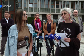 Zakaj Levica ne želi, da bi volili le državljani?