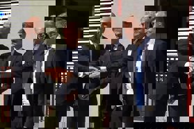 Ni jasno, ali se 2x zlaže Asta Vrečko ali 1x Maljevac. Poslušajte njuni izjavi in v komentar zapišite, za katerega od njiju mislite, da govori resnico.