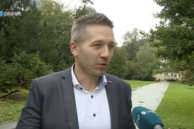 Poslanec NSi Reberšek se je znašel v aferi, ki deli slovensko javnost 