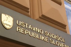 V kako slabi formi je Ustavno sodišče