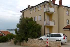 Obiskali smo Crveni vrh in pogledali, kakšno stanovanje je najel Robert Golob