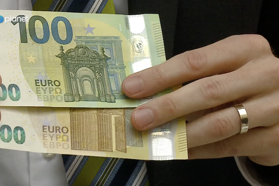 Nam bo Golob obdavčil še nepremičnine?
