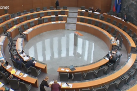 Referendumi na dan evropskih volitev?