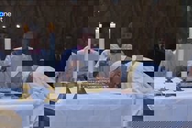 Kdo je novi papež Leon XIV.? Američan, republikanec, dostavljalec pizze, misijonar... 